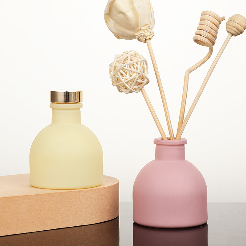 Home Fragrance Tool - 1pc 50ml Empty Pink/White/Yellow/Black Aromatherapy Diffuser
